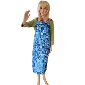 Andre Apron # 8177 Easy 1 Pull Neck/Waist Tie With Pockets  salon or home